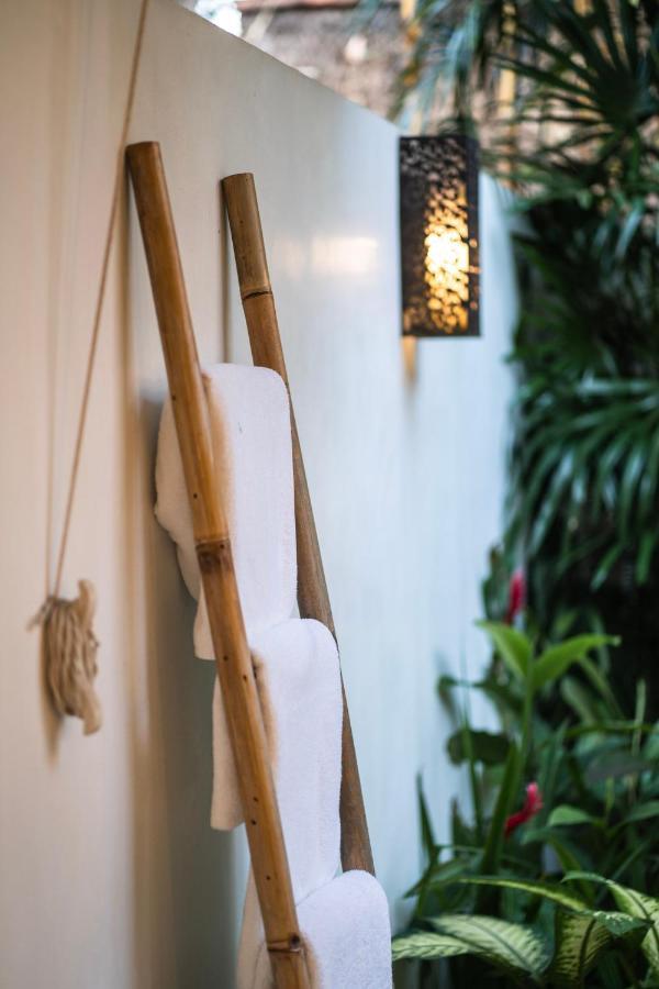 Villa Crescent Moon Ubud Exterior foto